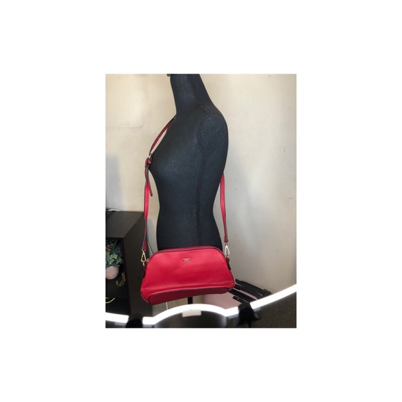 Red bag - Picture 4 of 6